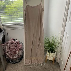 Women’s slip extender for dress!